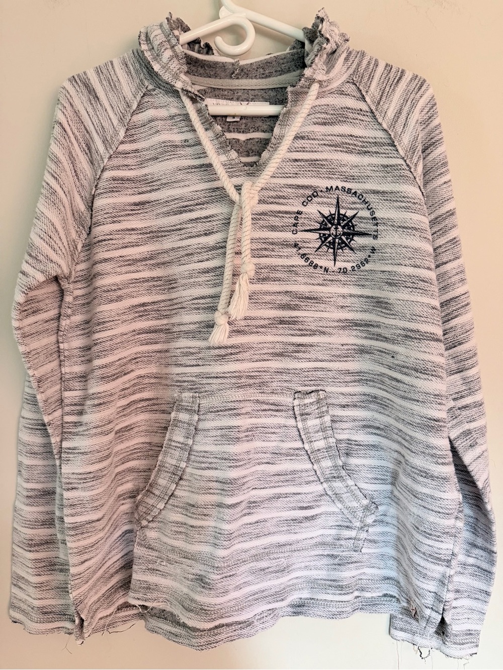 Vineyard Crew Cape Cod Striped Oversized Hooded Sweatshirt Women’s S Small